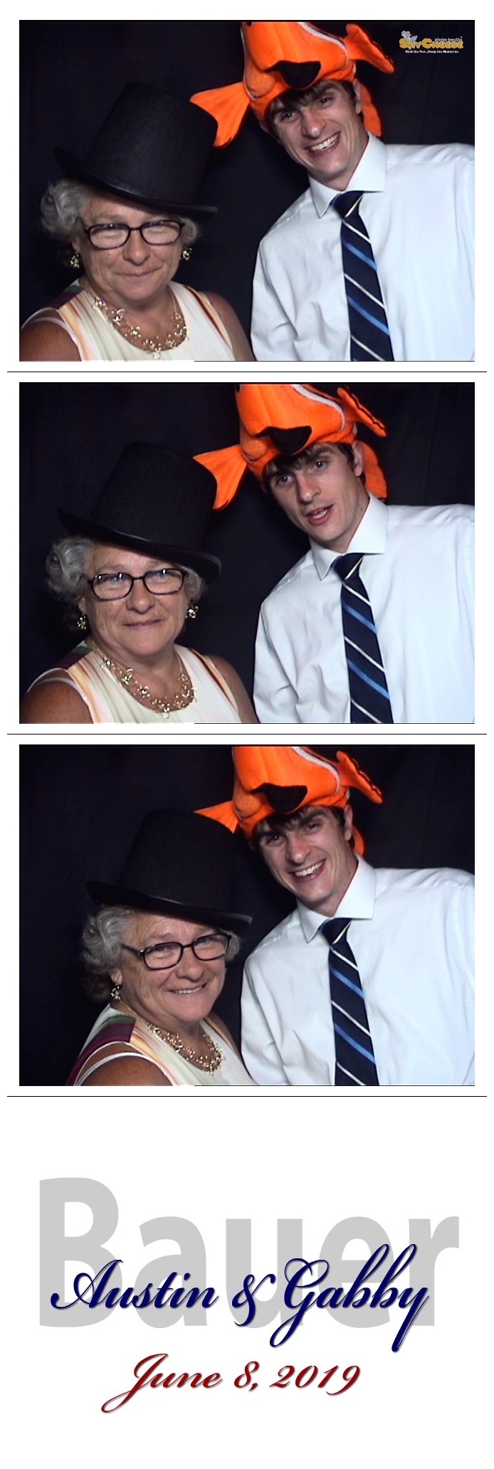 Bauer / Gregory Wedding  | View more photos from the event at gallery.saycheesephotobooth.com/u/SayCheesePhotoBooth/Bauer-Gregory-Wedding